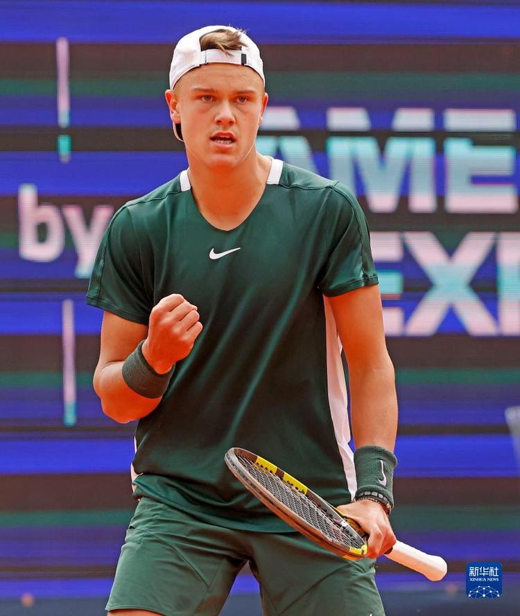 基尼奥内斯 基尼奥内斯