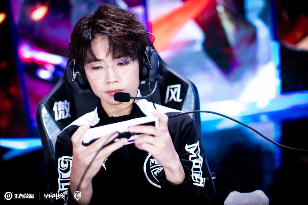 到红牌被罚 到红牌被罚