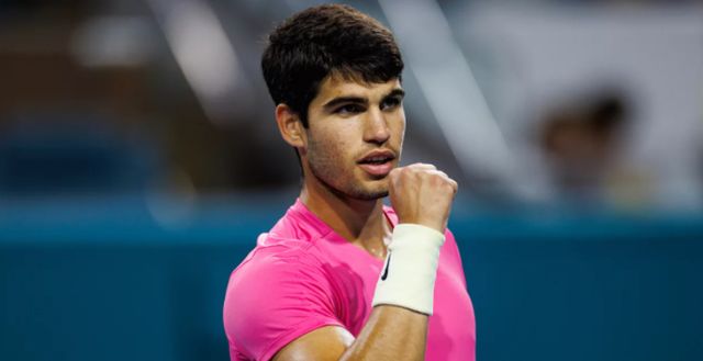 場的唯一亮 場的唯一亮