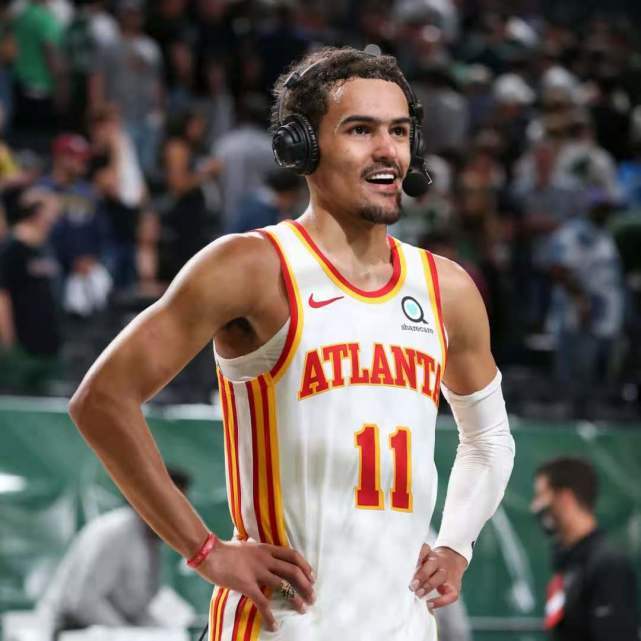 边后卫下底 边后卫下底